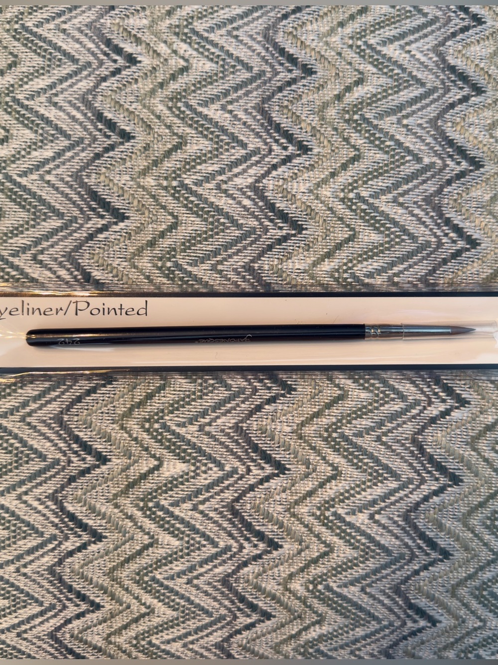 NEW Professional Japonesque Pointed Eyeliner Brush #242